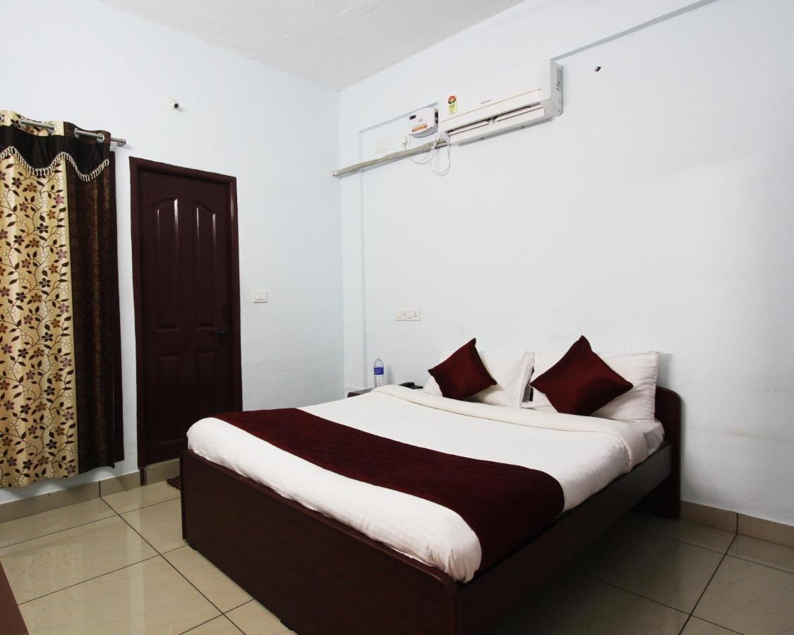 Lakshana Service Apartment - Big Temple Thanjavur Exterior foto